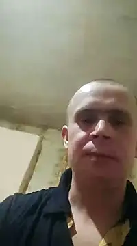 Snapshot of alex_brow_n chatting on February 5, 2025, 7:20 pm alex brow n online show from February 5, 2025, 7:20 pm