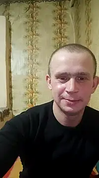 Snapshot of alex_brow_n chatting on February 12, 2025, 4:22 pm alex brow n online show from February 12, 2025, 4:22 pm