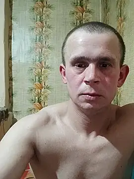 Snapshot of alex_brow_n chatting on February 16, 2025, 5:48 pm alex brow n online show from February 16, 2025, 5:48 pm