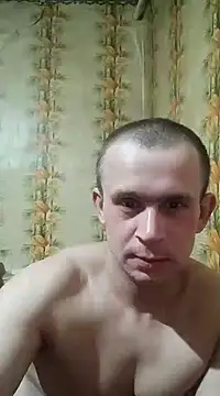 Snapshot of alex_brow_n chatting on February 17, 2025, 4:59 pm alex brow n online show from February 17, 2025, 4:59 pm