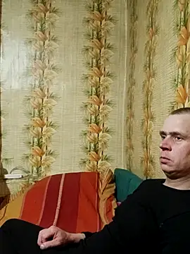Snapshot of alex_brow_n chatting on February 18, 2025, 4:16 pm alex brow n online show from February 18, 2025, 4:16 pm