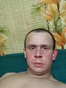 Snapshot of alex_brow_n chatting on February 19, 2025, 5:38 pm alex brow n online show from February 19, 2025, 5:38 pm