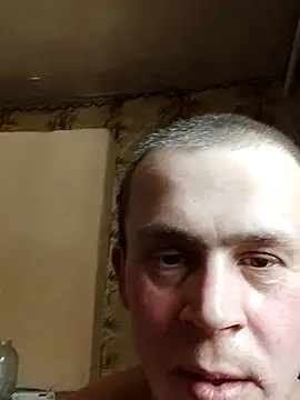 Snapshot of alex_brow_n chatting on February 25, 2025, 4:31 pm alex brow n online show from February 25, 2025, 4:31 pm