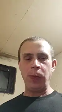 Snapshot of alex_brow_n chatting on March 12, 2025, 7:49 pm alex brow n online show from March 12, 2025, 7:49 pm