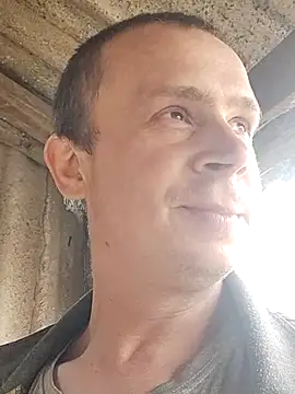 Snapshot of alex_brow_n chatting on March 16, 2025, 10:44 am alex brow n online show from March 16, 2025, 10:44 am