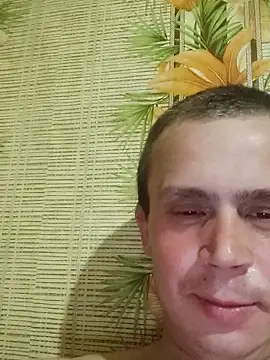 Snapshot of alex_brow_n chatting on March 19, 2025, 7:27 pm alex brow n online show from March 19, 2025, 7:27 pm