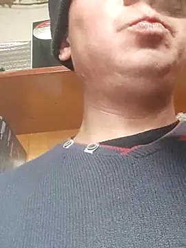 Snapshot of alex_brow_n chatting on October 21, 2025, 9:10 am alex brow n online show from October 21, 2025, 9:10 am