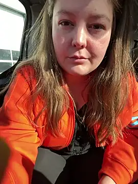 Snapshot of Lars-Lola chatting on March 12, 2026, 9:37 am Lars-Lola online show from March 12, 2026, 9:37 am