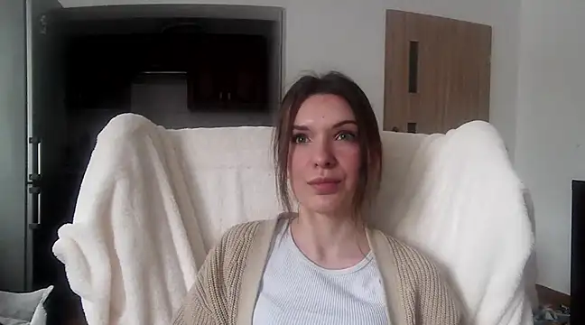 Snapshot of aurora_lust chatting on February 25, 2025, 10:47 am aurora lust online show from February 25, 2025, 10:47 am