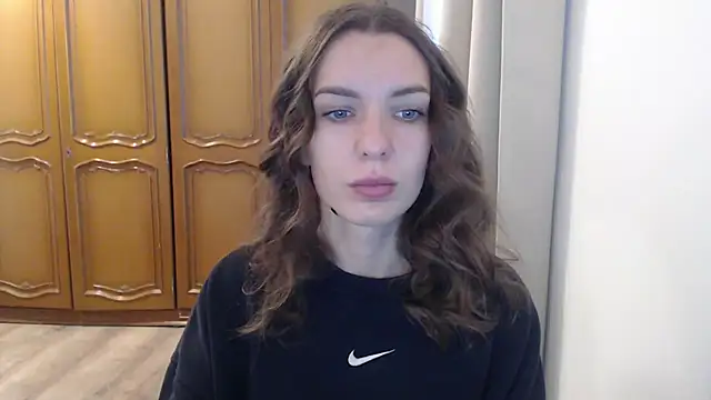 aurora lust online show from October 29, 2025, 6:26 am