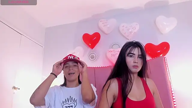  Emma whiitee  online show from February 14, 2025, 12:47 pm