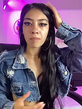 Snapshot of TayylorSexx chatting on February 21, 2025, 11:54 pm TayylorSexx online show from February 21, 2025, 11:54 pm