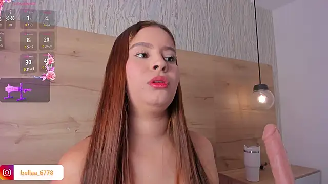 Snapshot of bella_lovers_ chatting on January 8, 2026, 10:12 pm bella lovers online show from January 8, 2026, 10:12 pm