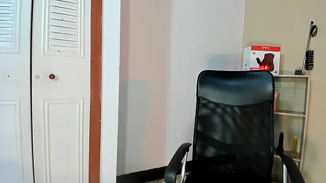 Violetta 0 online show from October 15, 2025, 1:33 pm