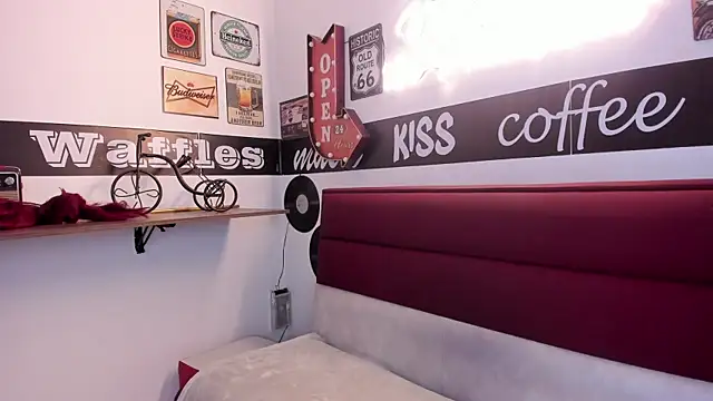 cassidy blossom online show from March 11, 2025, 2:21 am