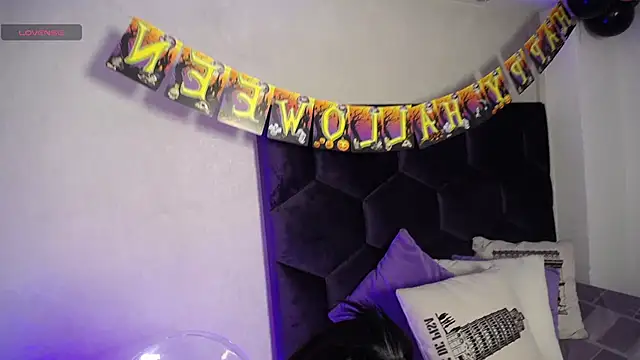 Snapshot of GochitaWild chatting on October 11, 2025, 8:07 pm GochitaWild online show from October 11, 2025, 8:07 pm