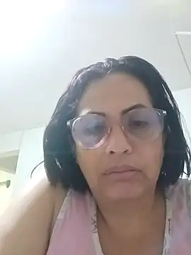 Snapshot of GochitaWild chatting on December 15, 2025, 4:44 pm GochitaWild online show from December 15, 2025, 4:44 pm