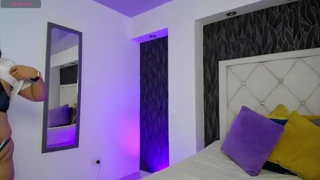 Snapshot of GochitaWild chatting on February 15, 2026, 2:47 pm GochitaWild online show from February 15, 2026, 2:47 pm