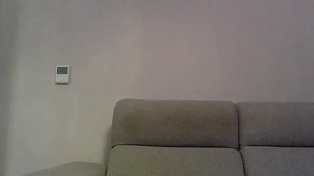 ANGELSANTAMARIA- online show from November 20, 2025, 6:07 pm