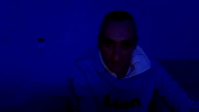 ANGELSANTAMARIA- online show from November 26, 2025, 1:06 am