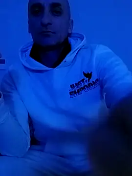 ANGELSANTAMARIA- online show from December 1, 2025, 8:08 am