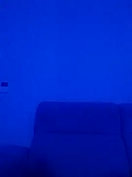 ANGELSANTAMARIA- online show from December 5, 2025, 5:38 am