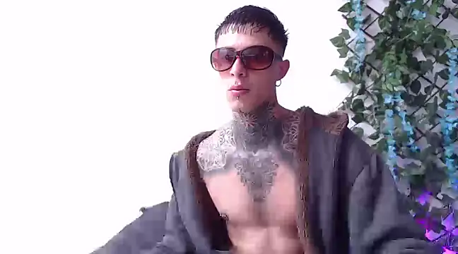 Snapshot of 7_Saturno_7 chatting on February 18, 2025, 2:27 pm 7 Saturno 7 online show from February 18, 2025, 2:27 pm