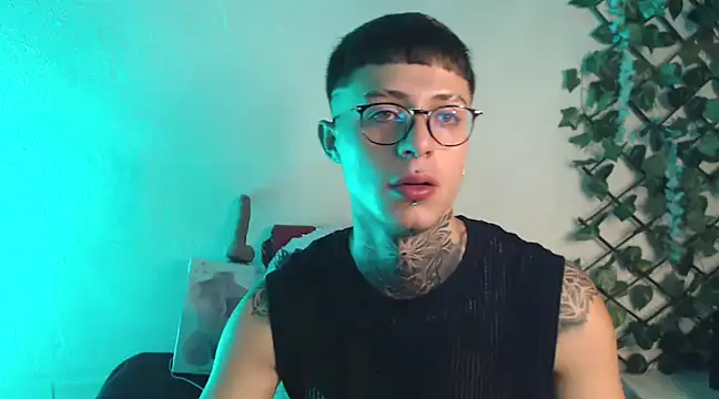 Snapshot of 7_Saturno_7 chatting on March 22, 2025, 4:56 am 7 Saturno 7 online show from March 22, 2025, 4:56 am