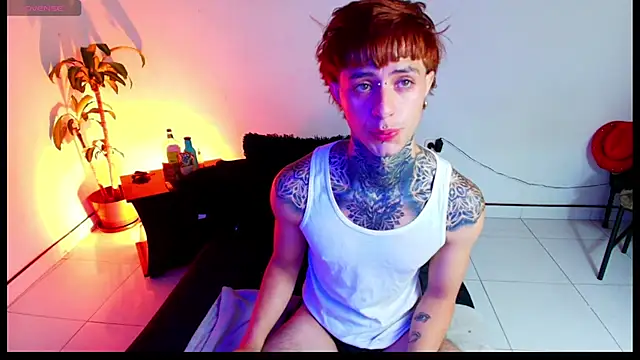 Snapshot of 7_Saturno_7 chatting on July 5, 2026, 2:02 pm 7 Saturno 7 online show from July 5, 2026, 2:02 pm