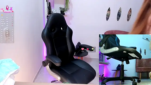 Nathalie 29 online show from October 23, 2025, 9:13 pm