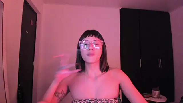 ggor4w33 online show from October 4, 2025, 11:14 pm