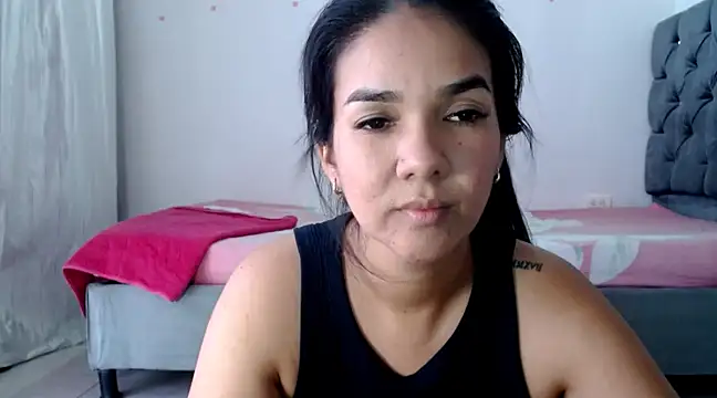 Snapshot of tezza_smith chatting on February 17, 2025, 3:53 pm tezza smith online show from February 17, 2025, 3:53 pm