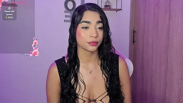 Bella ricci  online show from September 27, 2025, 6:35 pm