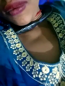 Miss triha online show from October 31, 2025, 10:44 pm