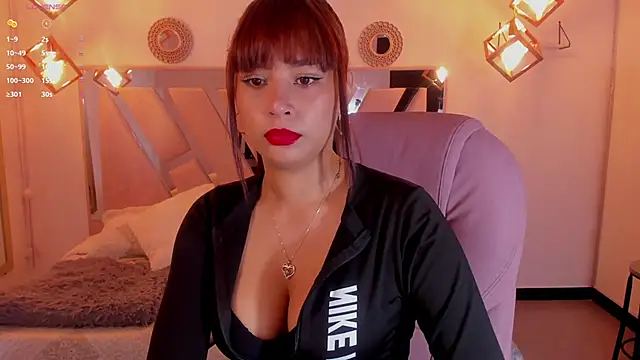 victoria  Smith online show from February 13, 2025, 11:50 am