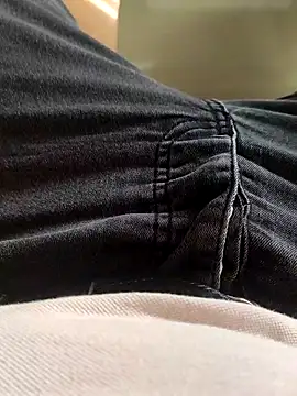 legolasleo online show from September 22, 2025, 4:36 am