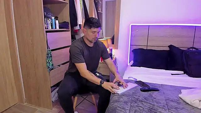 ILoveNYStyle online show from March 17, 2025, 9:45 pm