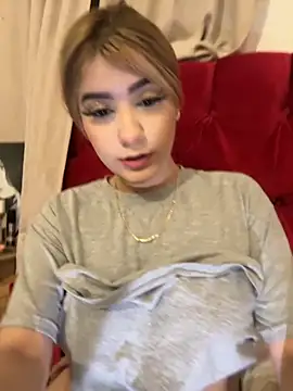 akirahattori online show from November 18, 2025, 4:17 am