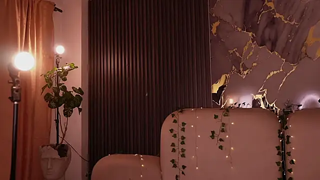 soidai miiu online show from April 16, 2026, 10:34 pm