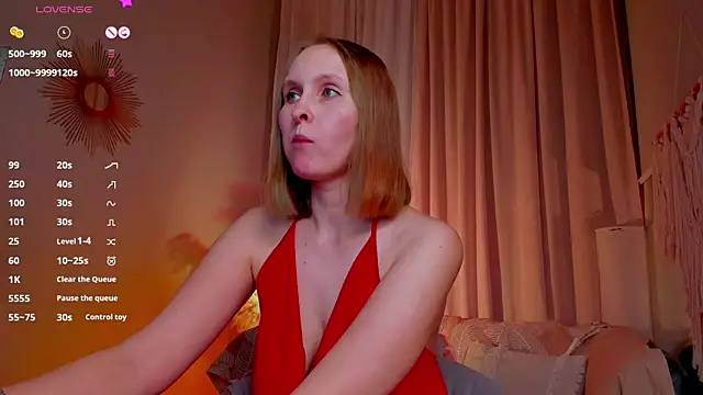 Snapshot of Agatha_Mott chatting on March 4, 2025, 6:50 pm Agatha Mott online show from March 4, 2025, 6:50 pm