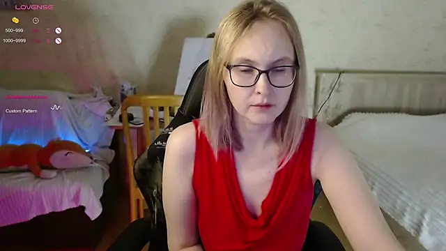 Snapshot of Agatha_Mott chatting on October 25, 2025, 5:15 am Agatha Mott online show from October 25, 2025, 5:15 am