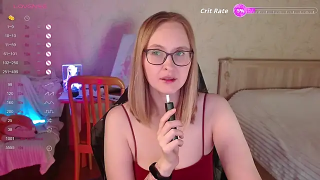 Snapshot of Agatha_Mott chatting on December 15, 2025, 2:16 am Agatha Mott online show from December 15, 2025, 2:16 am