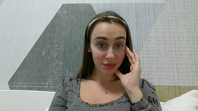 Snapshot of Barbie_Giirls_ chatting on February 5, 2025, 10:19 am Barbie Giirls online show from February 5, 2025, 10:19 am