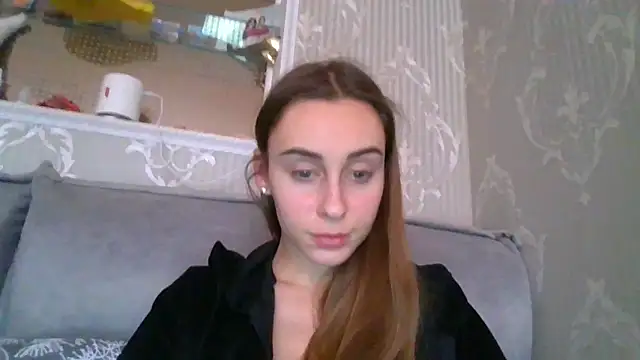 Snapshot of Barbie_Giirls_ chatting on March 1, 2025, 12:12 pm Barbie Giirls online show from March 1, 2025, 12:12 pm