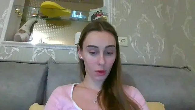 Snapshot of Barbie_Giirls_ chatting on March 9, 2025, 5:17 pm Barbie Giirls online show from March 9, 2025, 5:17 pm
