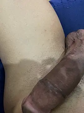 danielpg25 online show from March 21, 2025, 11:45 pm