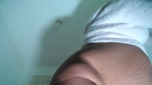 Pamela Rut  online show from October 7, 2025, 7:44 pm