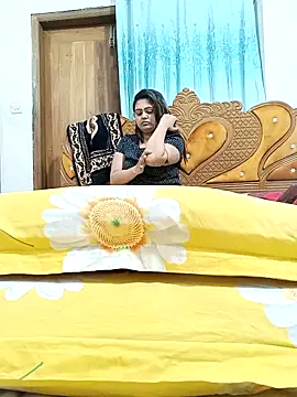 Snapshot of blue-berry07 chatting on May 22, 2026, 11:43 pm blue-berry07 online show from May 22, 2026, 11:43 pm
