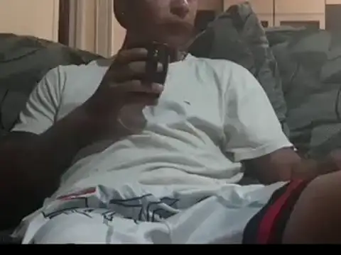 Snapshot of crow07xx chatting on February 2, 2025, 6:10 pm crow07xx online show from February 2, 2025, 6:10 pm