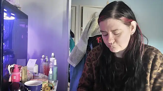 AureliaXOX online show from January 8, 2026, 10:06 am